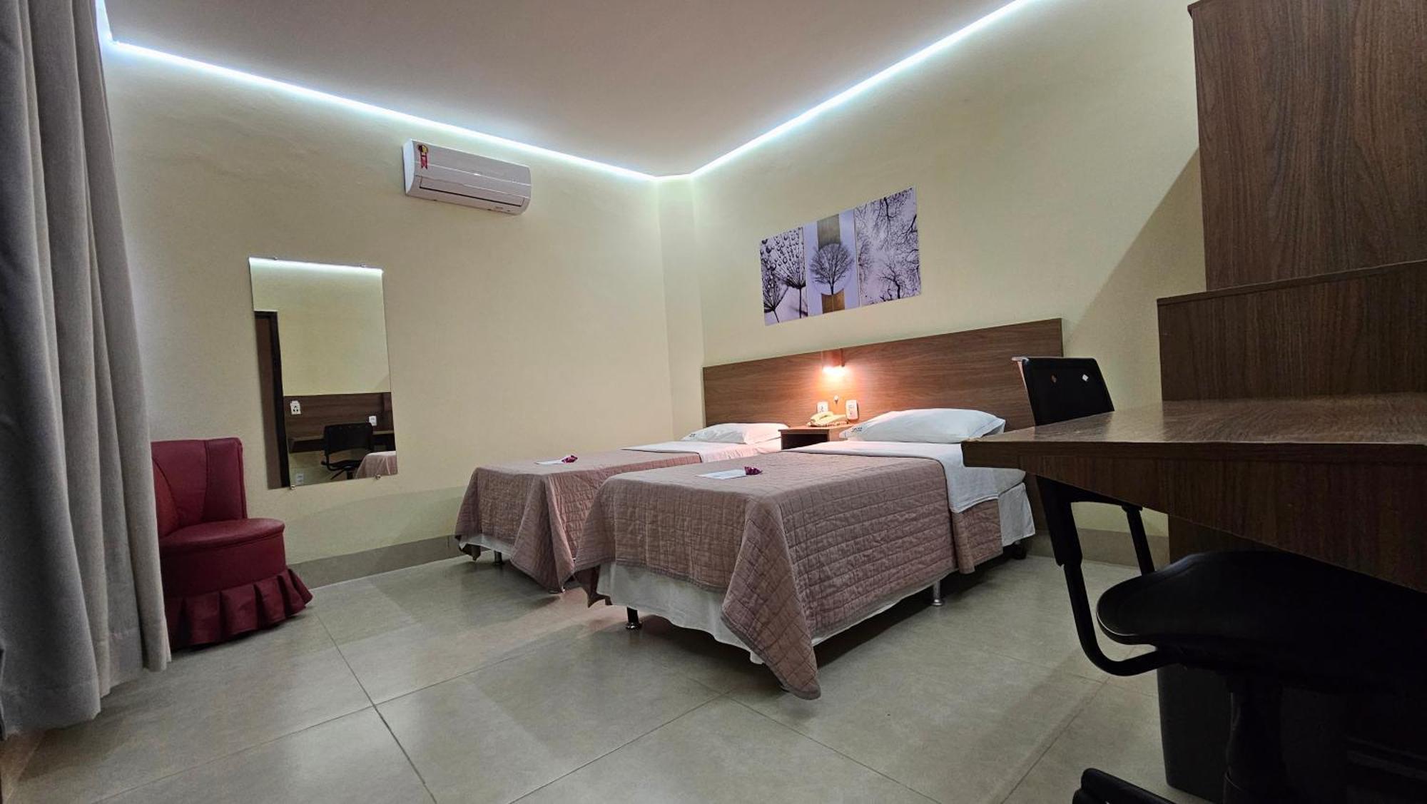 Hotel Vitoria Palace