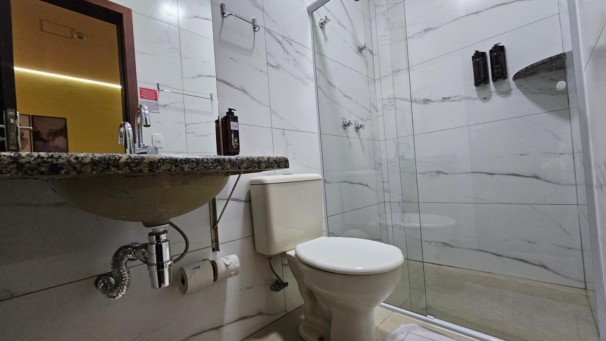 Hotel Vitoria Palace *